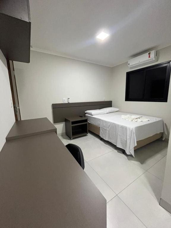 Deluxe Room room - Image 3