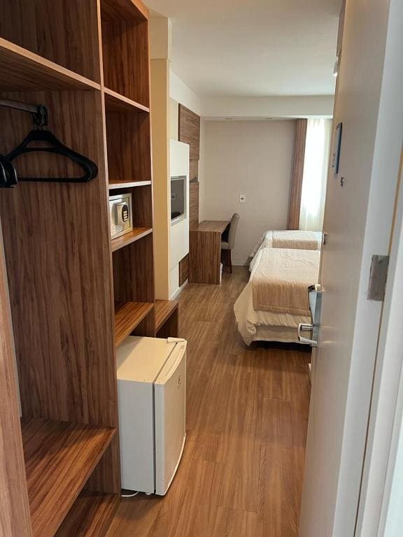 Deluxe Triple Room room - Image 3