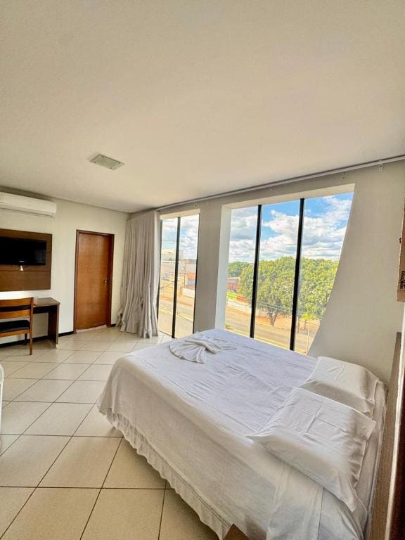 Single Room with Balcony room - Image 1