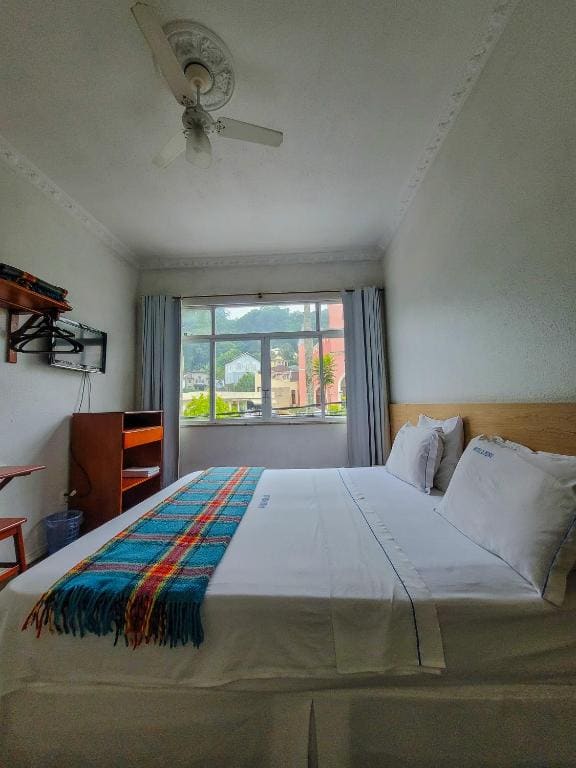Double Room with Private External Bathroom room - Image 1