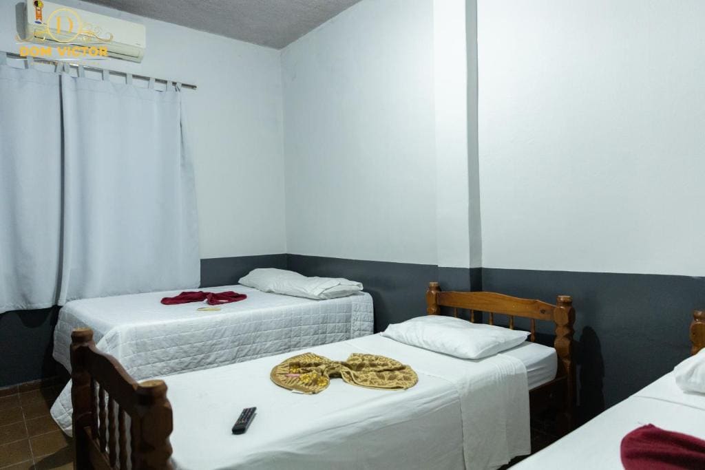 Quadruple Room with Private Bathroom room - Image 3