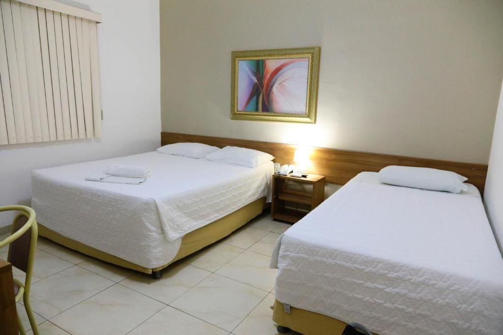 Standard Triple Room room - Image 1