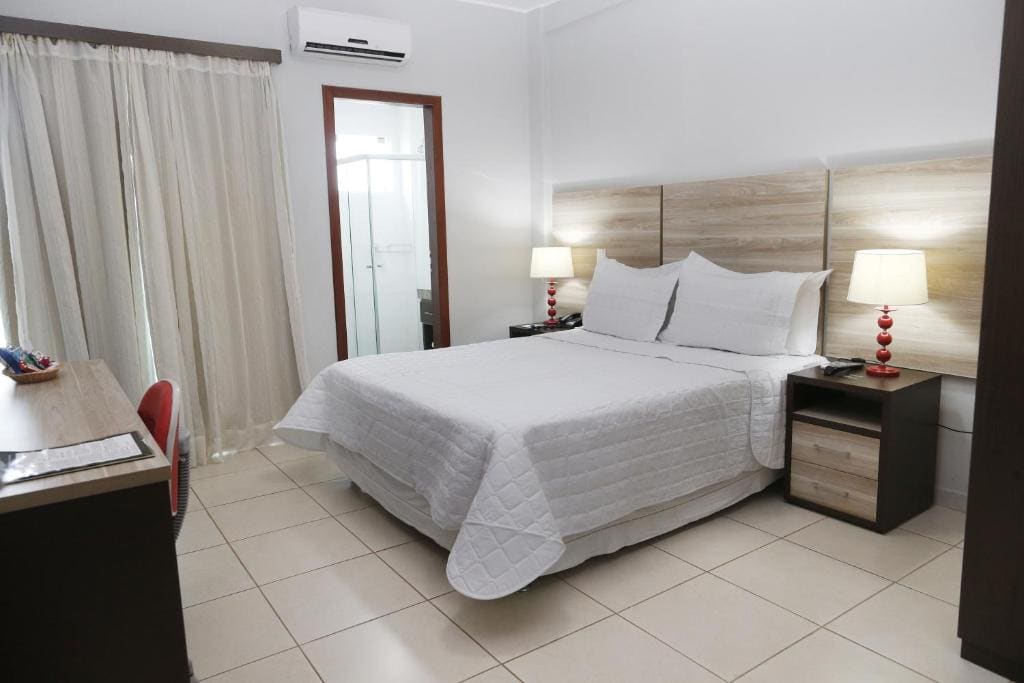 Double Room with Balcony room - Image 3