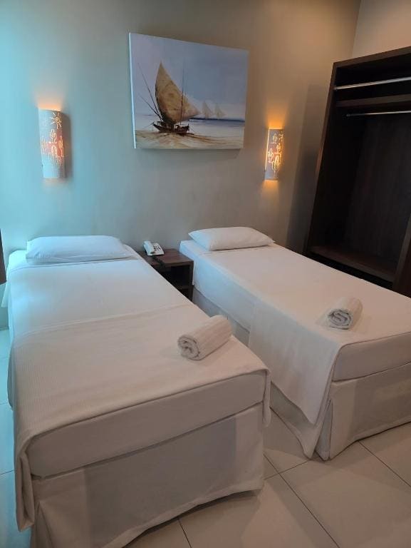 Twin Room room - Image 3