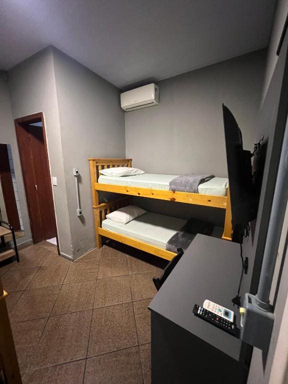 Quadruple Room with Private Bathroom room - Image 3