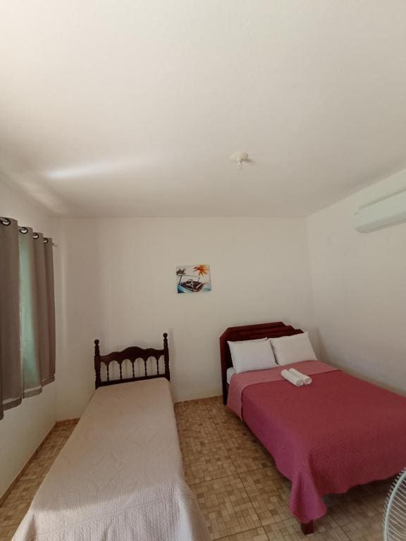 Comfort Triple Room room - Image 3