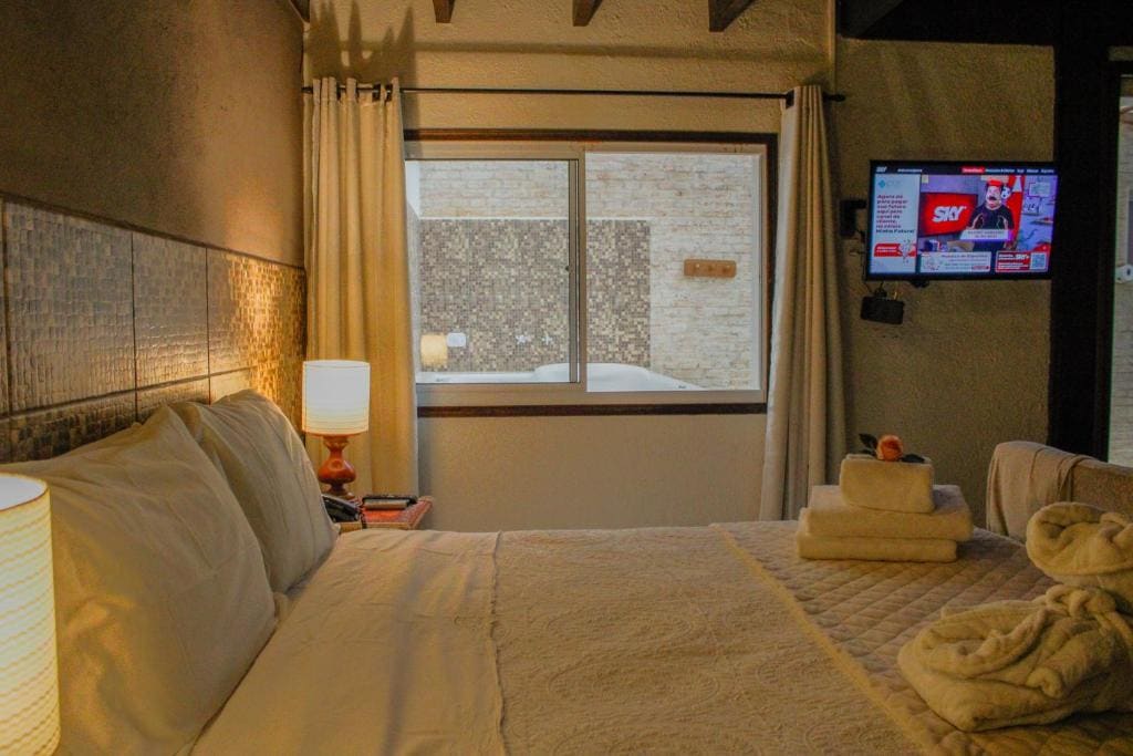 Deluxe Chalet room - Image 1