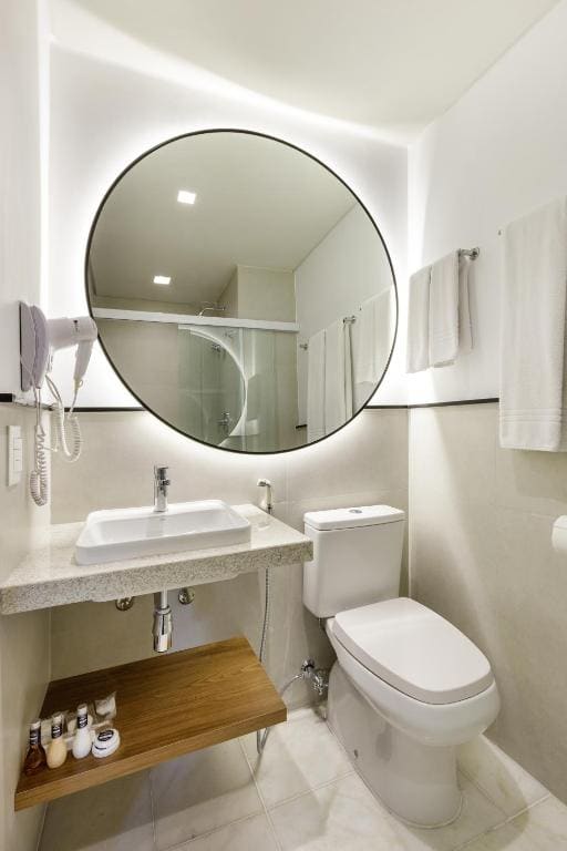 Deluxe Junior Suite room - Image 1