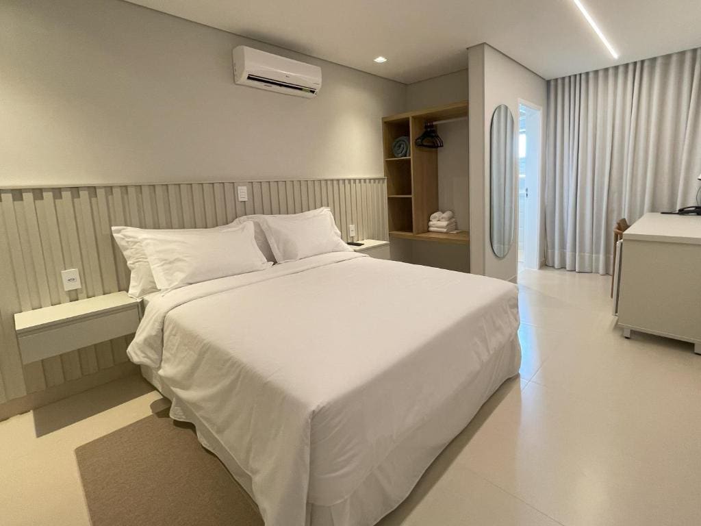 Deluxe Room room - Image 1