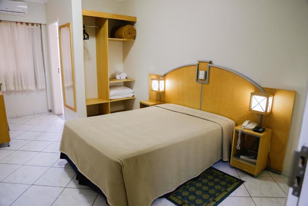 Standard Double Room room - Image 3