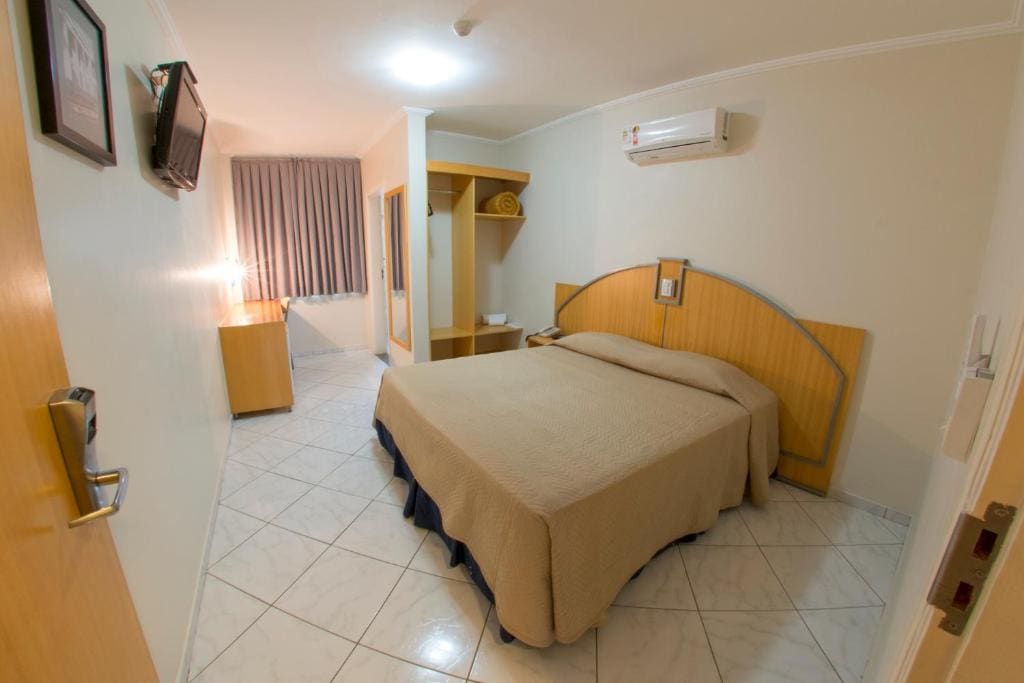 Standard Double Room room - Image 2