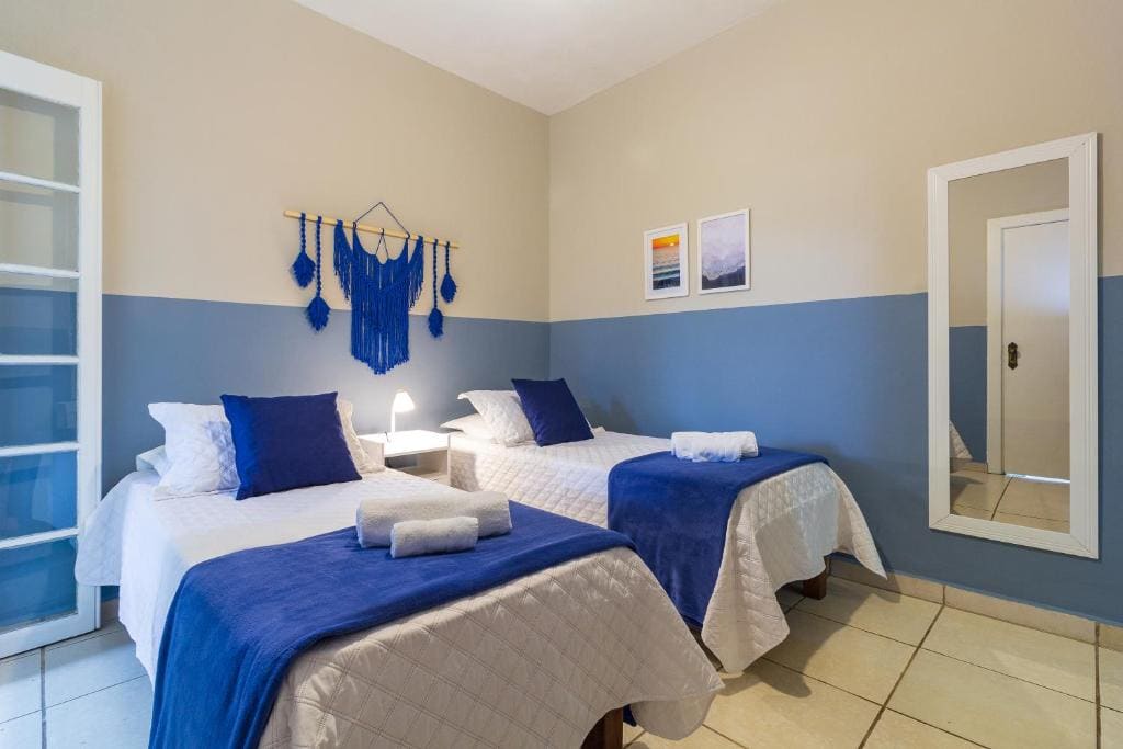 Double Room with Balcony room - Image 1