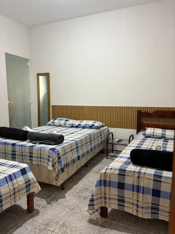 Quadruple Room room - Image 3