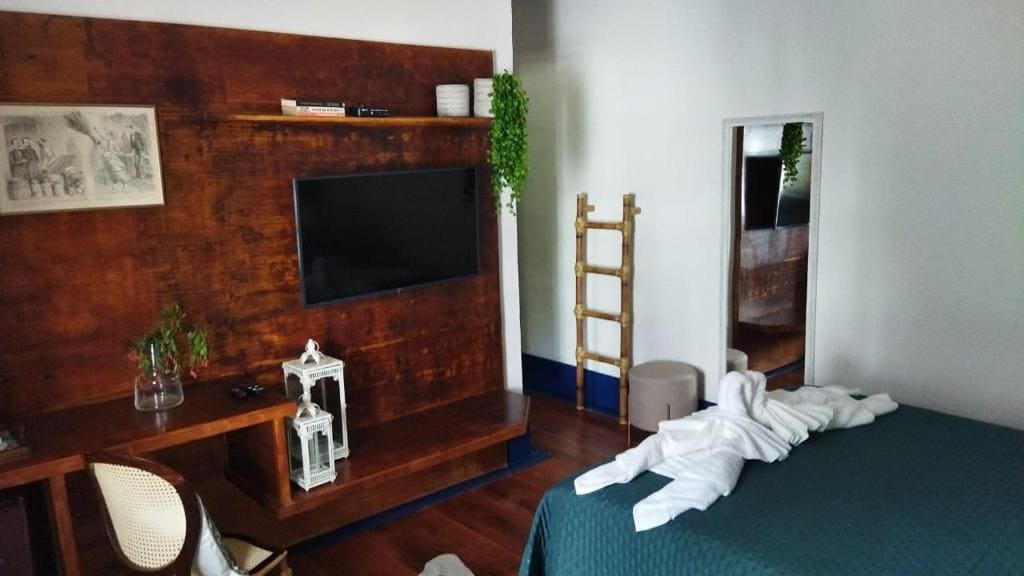 King Suite room - Image 3