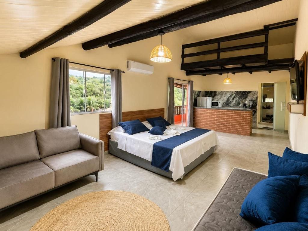 Deluxe Room room - Image 1