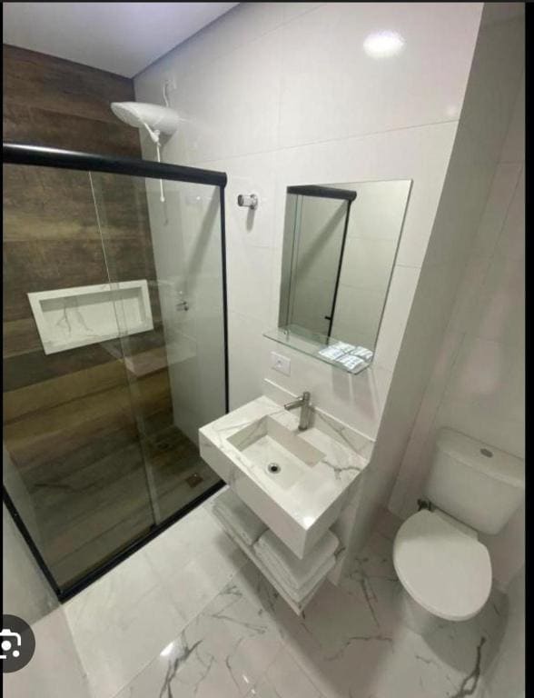 Quadruple Room room - Image 1