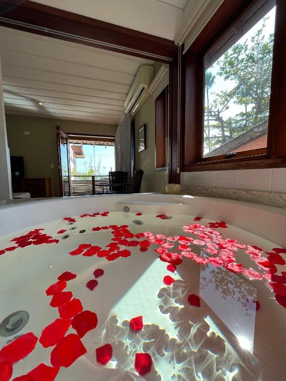 Double Room with Spa Bath room - Image 3