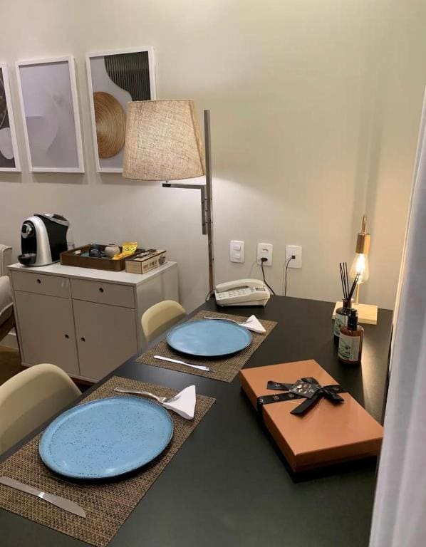 Deluxe Queen Suite room - Image 1