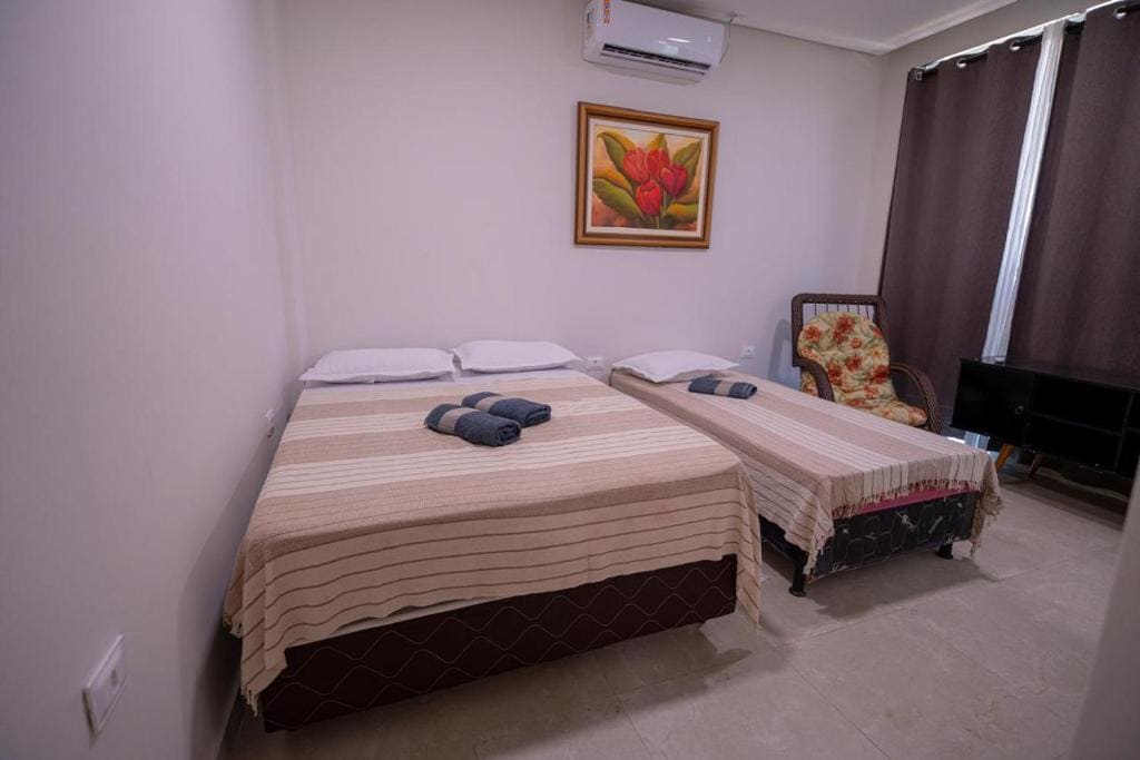 Family Room with Balcony room - Image 3