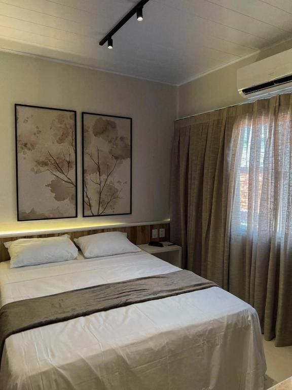 Queen Room room - Image 2