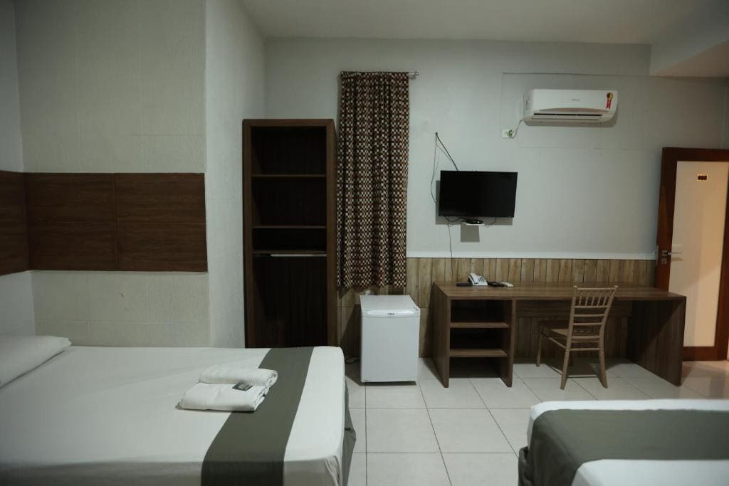 Quadruple Room room - Image 2