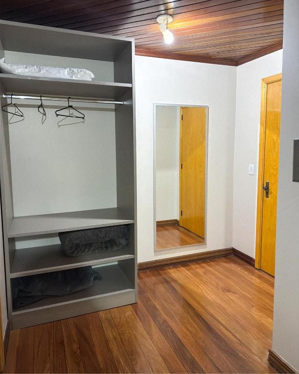 Luxury Triple Room room - Image 1
