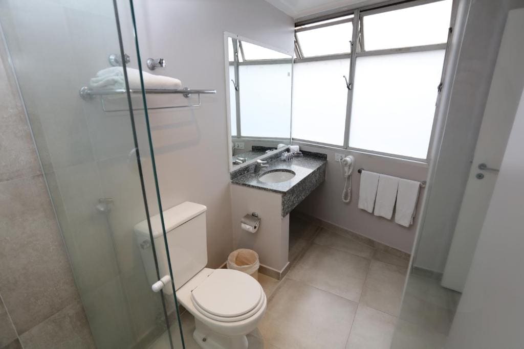 Triple Room with 1 Double and 1 Single Bed room - Image 3