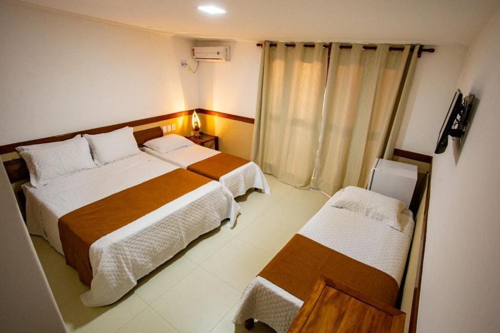 Quadruple Room with Balcony and Shared Bathroom room - Image 1