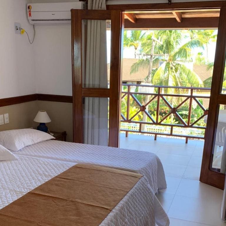Triple Room with Balcony room - Image 1