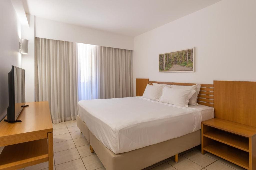 Junior Suite with Access to Hot Park and Parque das Fontes room - Image 1