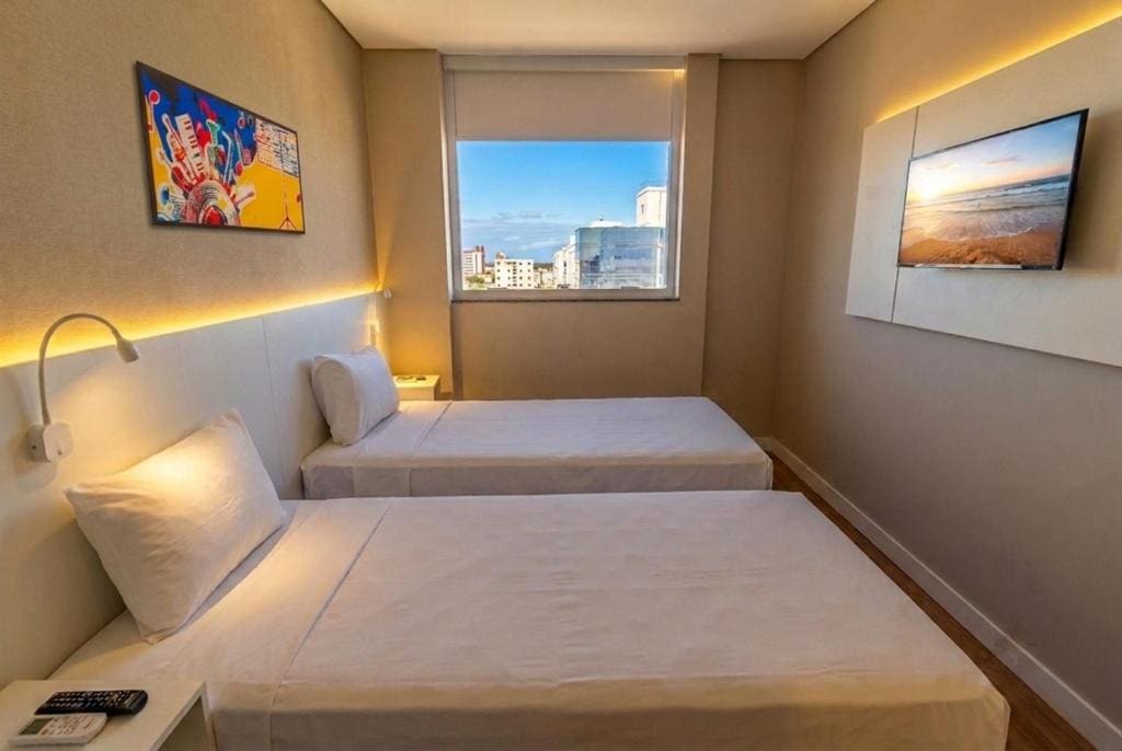 Standard Twin Room room - Image 2