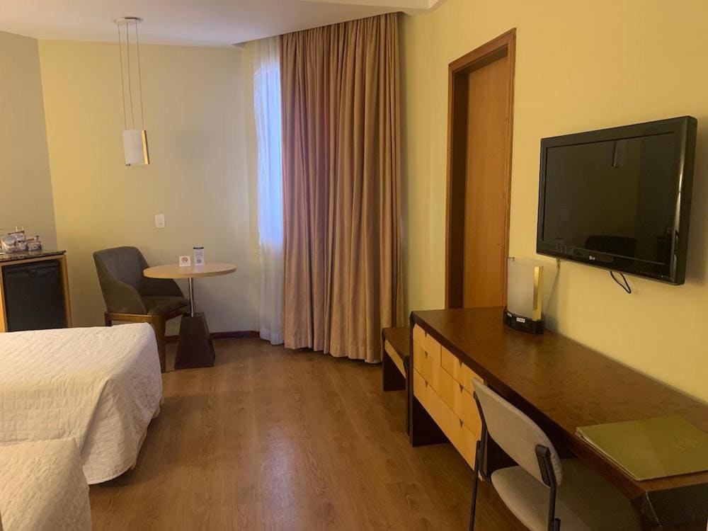 Queen Room room - Image 2