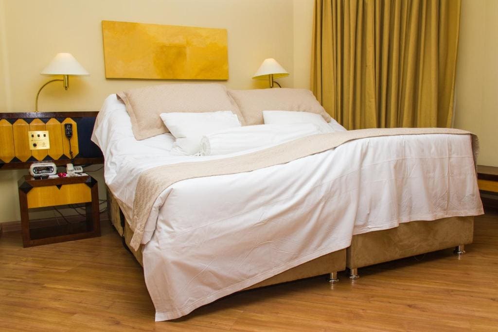 Exclusive Master Suite room - Image 1