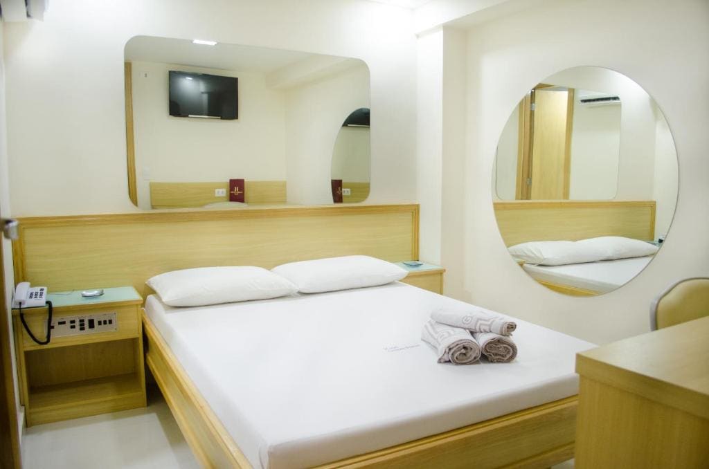 Standard Double Room room - Image 2