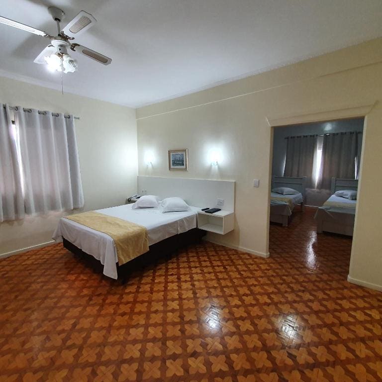 Comfort Quadruple Room room - Image 1