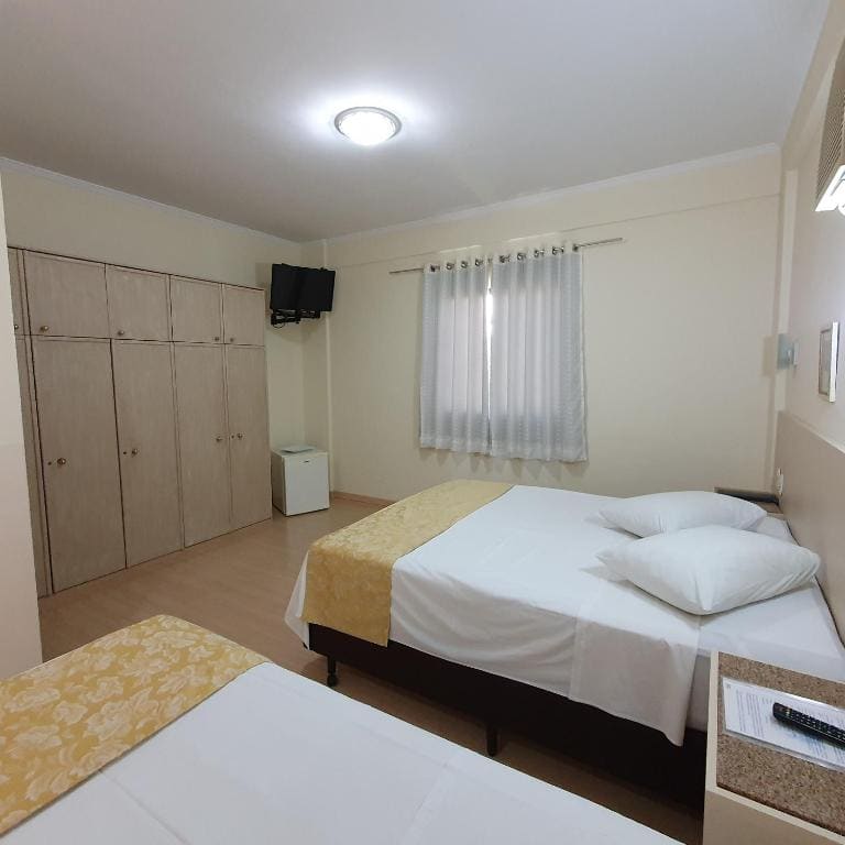 Quadruple Room room - Image 2