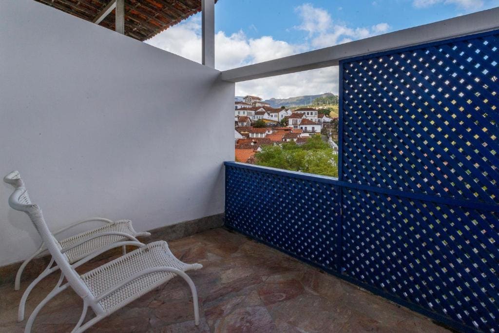 Deluxe Duplex Suite with balcony room - Image 3