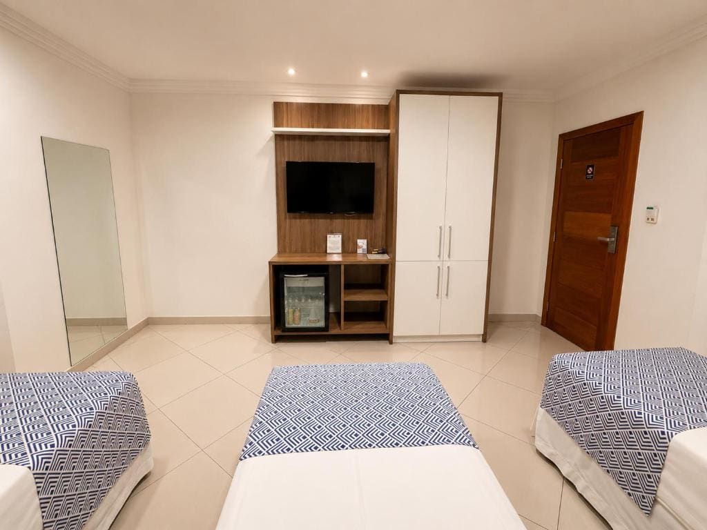 Executive Triple Room room - Image 2