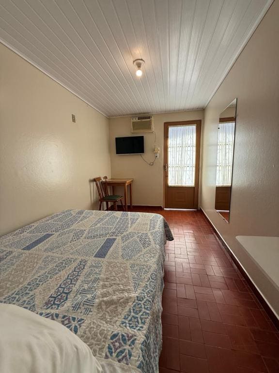 Standard Double Room room - Image 3