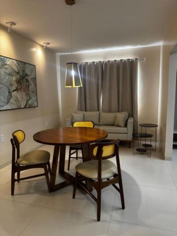 Queen Suite with Spa Bath room - Image 3