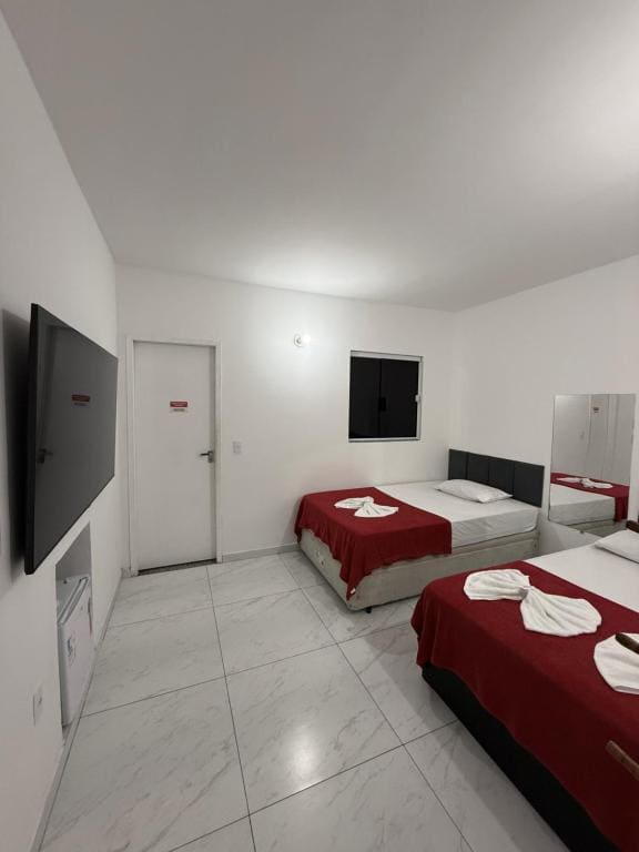 Deluxe Suite room - Image 3