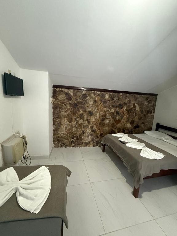 Suite room - Image 2