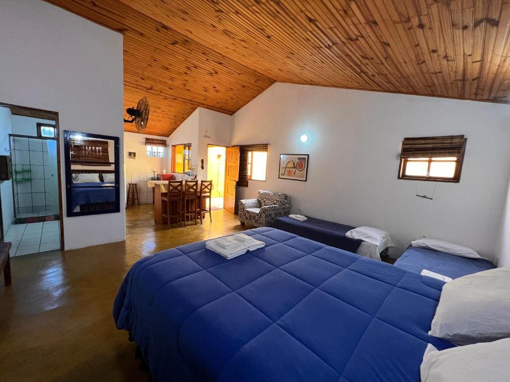 Quadruple Room room - Image 2