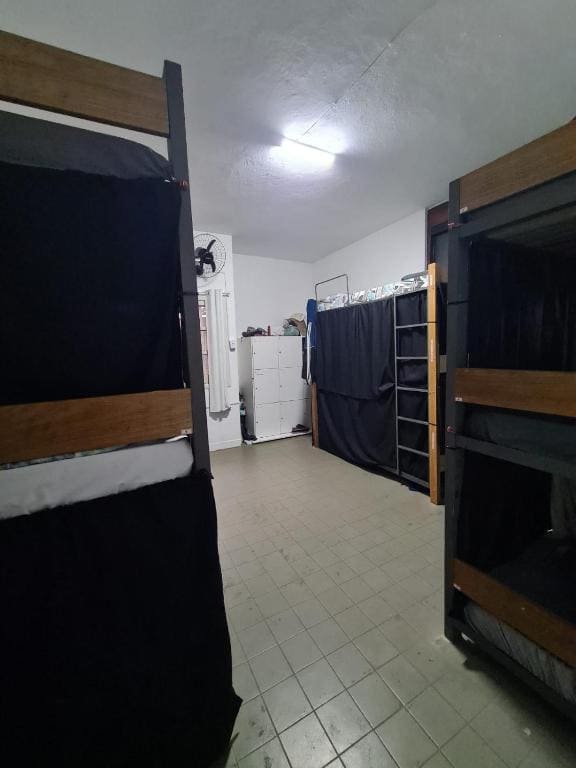 Bunk Bed in Mixed Dormitory Room room - Image 2