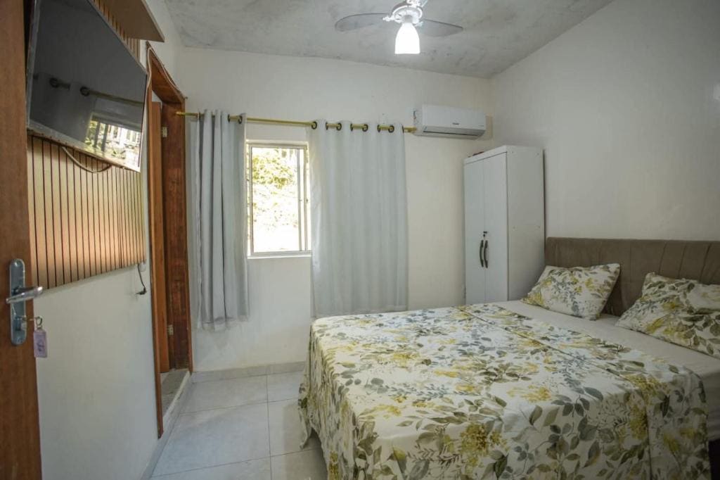 Bungalow room - Image 1