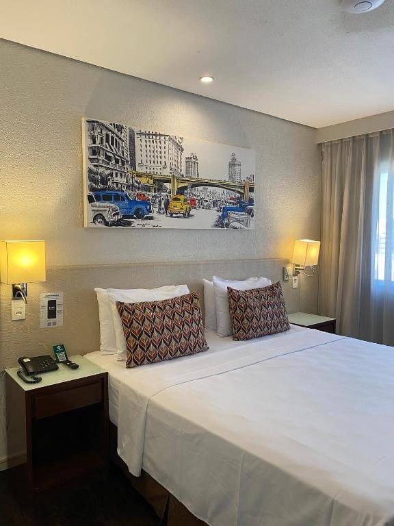 Executive Suite room - Image 2