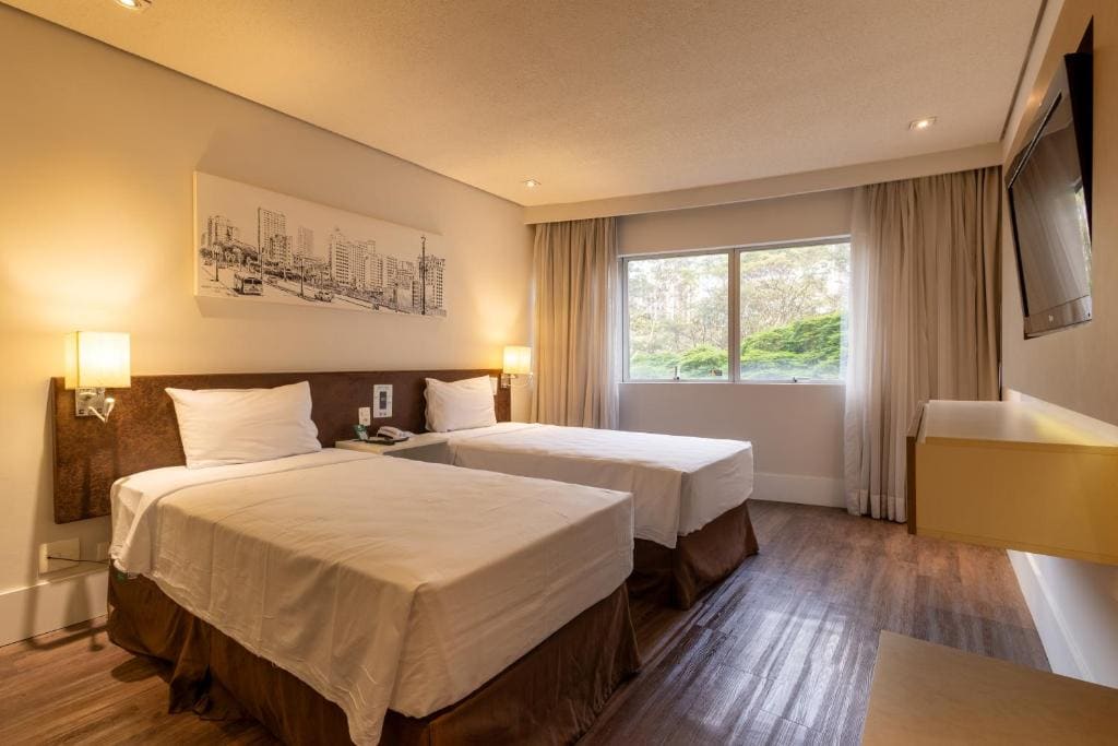Deluxe Twin Room room - Image 1
