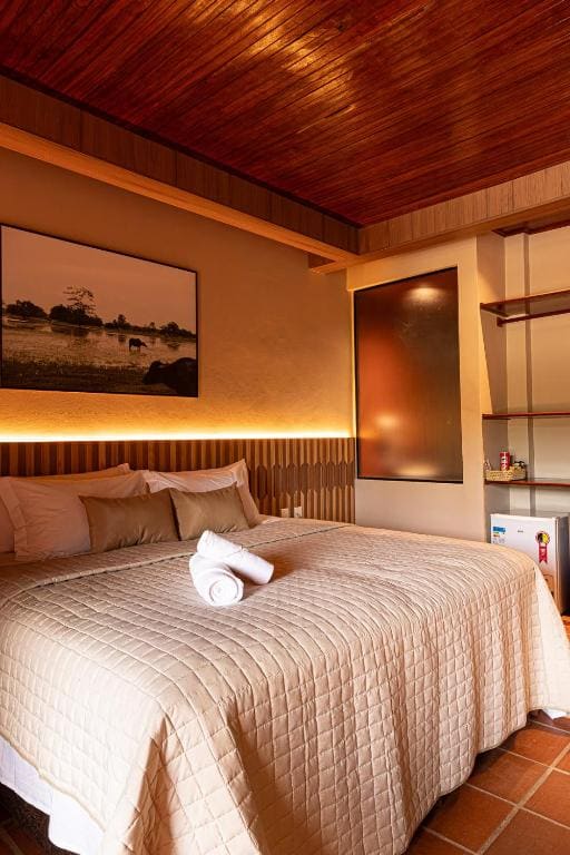 Deluxe Room room - Image 1