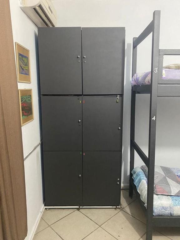 Mixed Dormitory Room room - Image 1