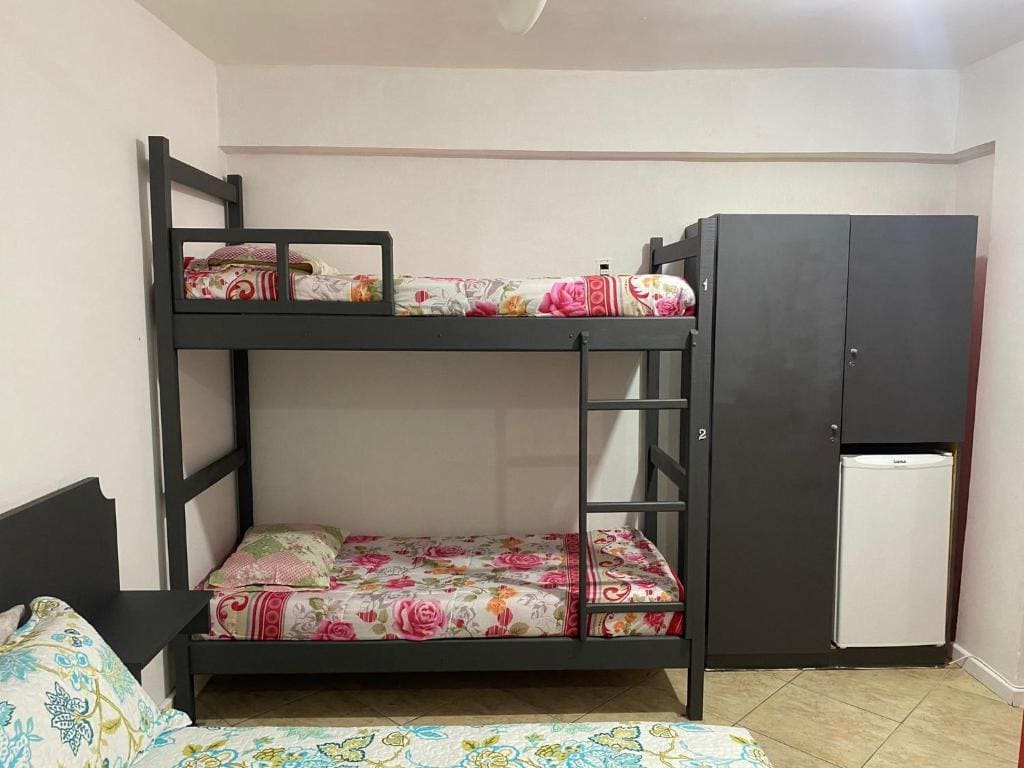 Quadruple Room room - Image 1